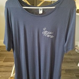 Old Navy blue tee